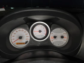 Toyota Rav4 2.0 D4D 4х4 Климатроник Обслужена - 8990 лв. / 4596.51 € - 75539927 15 | Car24.bg Toyota Rav4 2.0 D4D 4х4 Климатроник Обслужена - 8990 лв. / 4596.51 € - 75539927 15