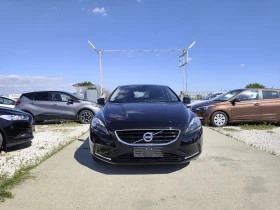 Volvo V40 1.6, Навигация