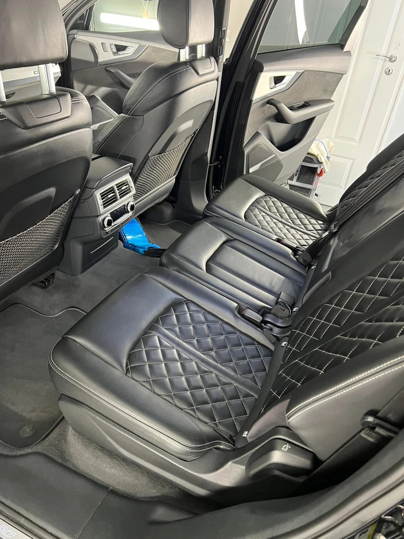 Audi SQ7 Audi SQ7 Matrix V8 6+ 1 - изображение 7 | Auto.bg Audi SQ7 Audi SQ7 Matrix V8 6+ 1 - изображение 7