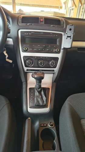 Skoda Octavia - 5550 € / 10854.86 лв. - 75706307 6 | Car24.bg Skoda Octavia - 5550 € / 10854.86 лв. - 75706307 6