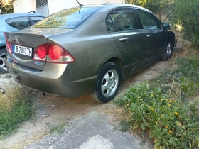 Honda Civic 1.3 hybrid Перфектен!!! - 3690 € - 82856237 8 | Car24.bg Honda Civic 1.3 hybrid Перфектен!!! - 3690 € - 82856237 8