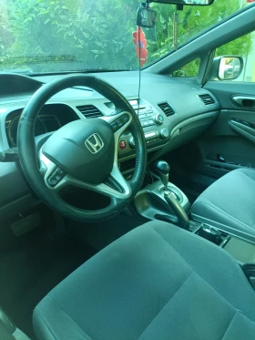 Honda Civic 1.3 hybrid Перфектен!!! - Car24.bg Honda Civic 1.3 hybrid Перфектен!!!