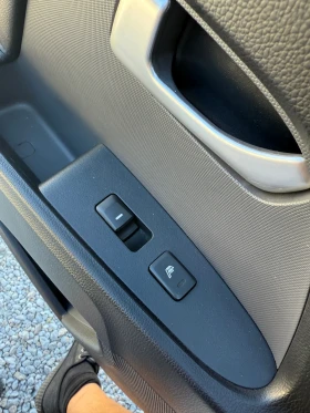 Kia Sportage 2.0 Бензин - 21700 лв. / 11095.03 € - 56567689 9 | Car24.bg Kia Sportage 2.0 Бензин - 21700 лв. / 11095.03 € - 56567689 9