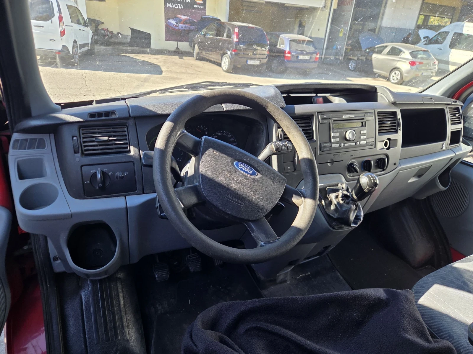 Ford Transit 2.2Tdci - изображение 10 | Auto.bg Ford Transit 2.2Tdci - изображение 10