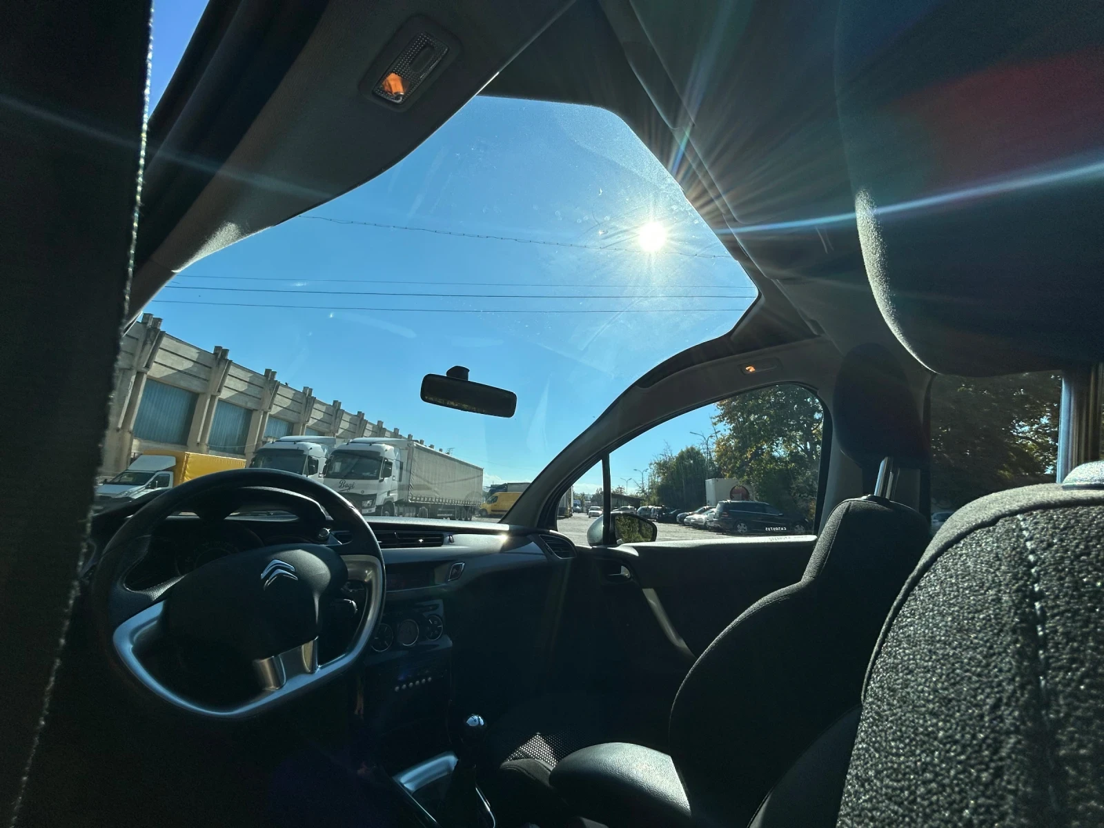 Citroen C3 1.4 HDI Exclusive - изображение 8 | Auto.bg Citroen C3 1.4 HDI Exclusive - изображение 8