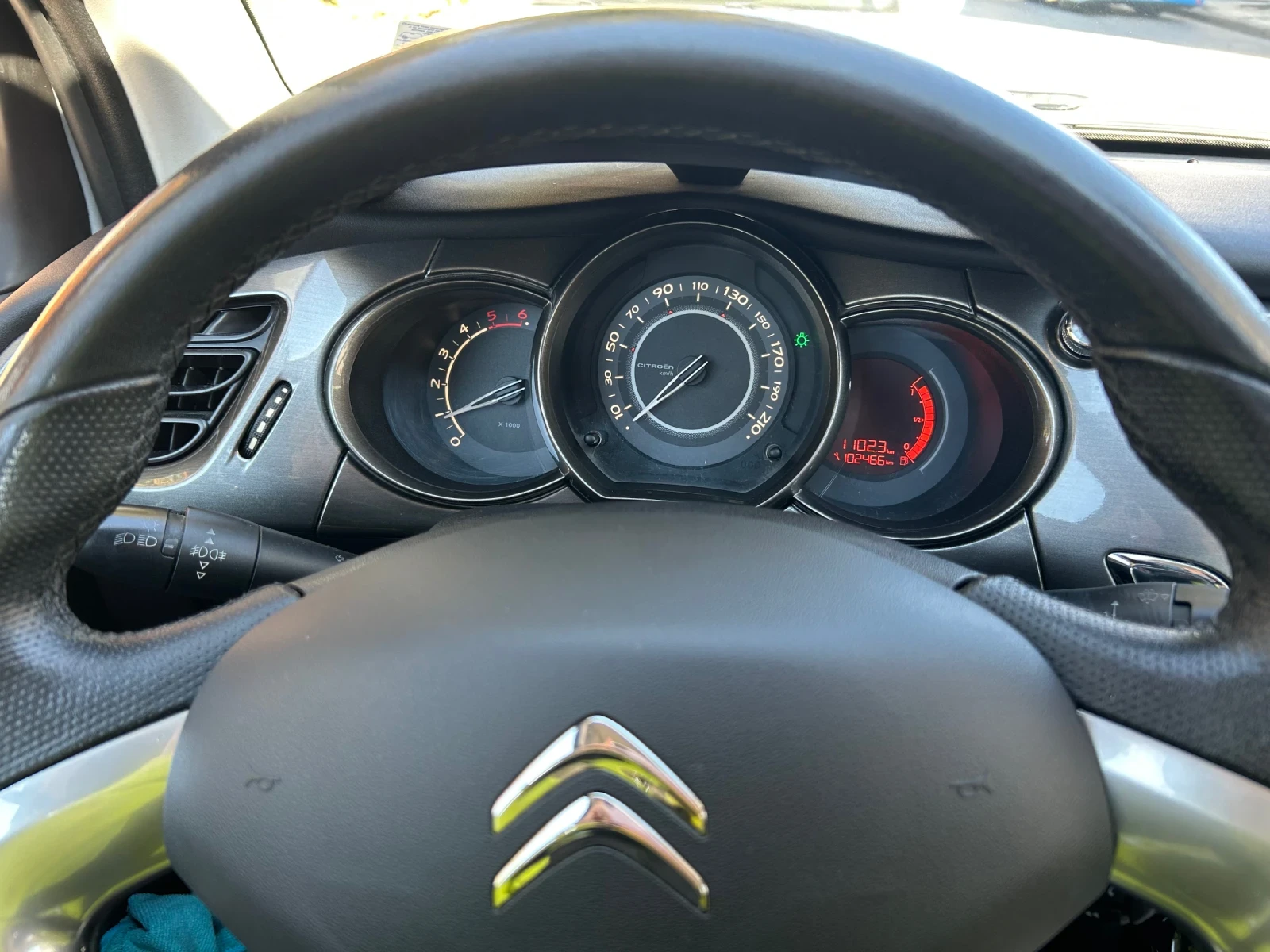 Citroen C3 1.4 HDI Exclusive - изображение 10 | Auto.bg Citroen C3 1.4 HDI Exclusive - изображение 10