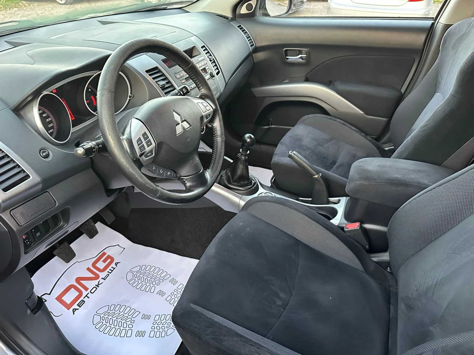 Mitsubishi Outlander 2, 200DID EURO5 - изображение 8 | Auto.bg Mitsubishi Outlander 2, 200DID EURO5 - изображение 8