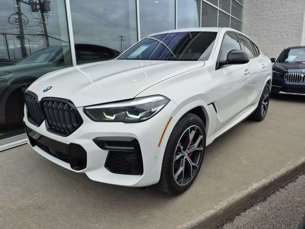 BMW X6 * Дистроник * 360 Камери * Harman Kardon * М Спорт | Auto.bg — изображение 1 BMW X6 * Дистроник * 360 Камери * Harman Kardon * М Спорт | Auto.bg — изображение 1