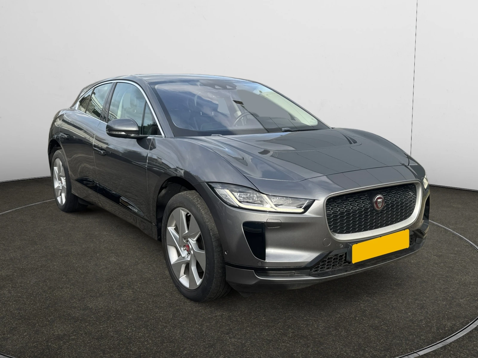 Jaguar I-Pace 90 kWh SE | Auto.bg — изображение 1 Jaguar I-Pace 90 kWh SE | Auto.bg — изображение 1