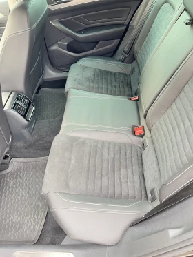 VW Passat 2.0 TDI Elegance | VIRTUAL COCKPIT/MATRIX - 33900 лв. / 17332.79 € - 87021109 15 | Car24.bg VW Passat 2.0 TDI Elegance | VIRTUAL COCKPIT/MATRIX - 33900 лв. / 17332.79 € - 87021109 15