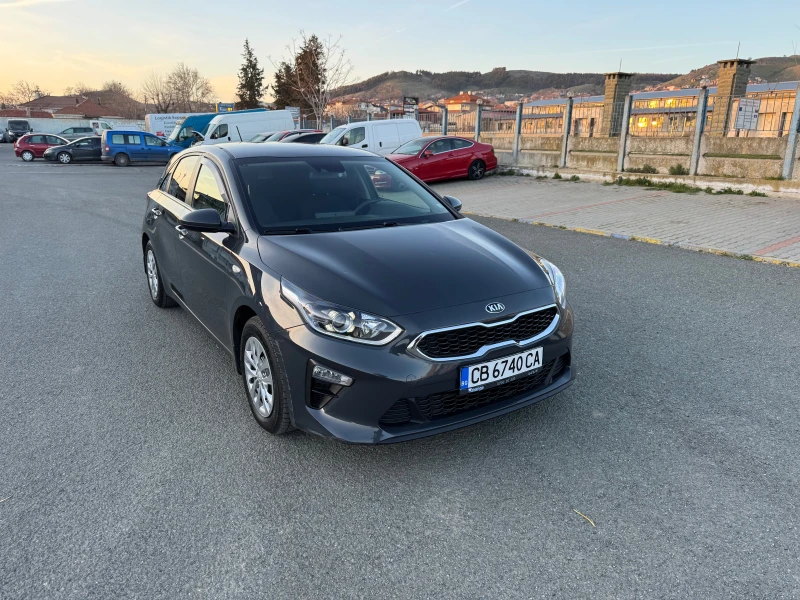 Kia Ceed 1.6 - 9950 € / 19460.51 лв. - 32364391 1 | Car24.bg Kia Ceed 1.6 - 9950 € / 19460.51 лв. - 32364391 1