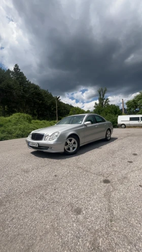 Mercedes-Benz E 270