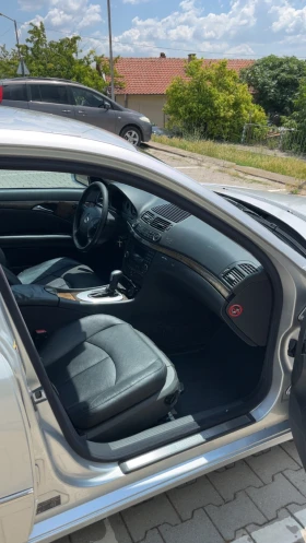 Mercedes-Benz E 270 undefined | Auto.bg — изображение 12 Mercedes-Benz E 270 undefined | Auto.bg — изображение 12