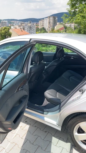 Mercedes-Benz E 270 undefined | Auto.bg — изображение 9 Mercedes-Benz E 270 undefined | Auto.bg — изображение 9