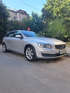 Volvo V60 D5 AWD - 9200 € / 17993.64 лв. - 70575407 2 | Car24.bg Volvo V60 D5 AWD - 9200 € / 17993.64 лв. - 70575407 2