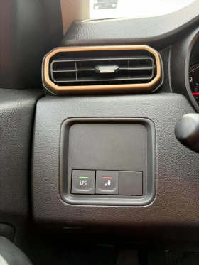 Dacia Duster Газ-бензин - 16500 € - 90421049 14 | Car24.bg Dacia Duster Газ-бензин - 16500 € - 90421049 14
