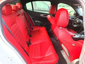 Alfa Romeo Giulia 2024 ALFA ROMEO GIULIA TI | Auto.bg — изображение 10 Alfa Romeo Giulia 2024 ALFA ROMEO GIULIA TI | Auto.bg — изображение 10