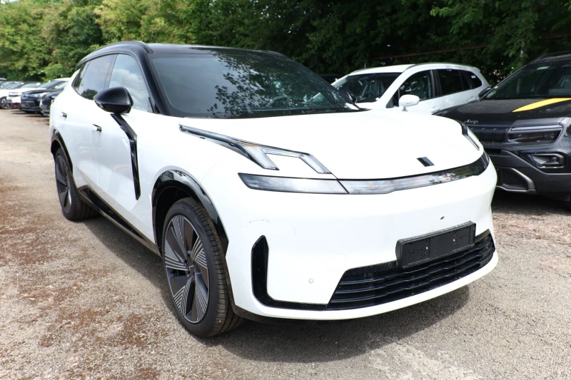 LynkCo 08 - 50200 € - 23734633 1 | Car24.bg LynkCo 08 - 50200 € - 23734633 1