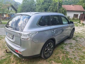 Mitsubishi Outlander 2.2 Dizel - 10900 € / 21318.55 лв. - 74801404 3 | Car24.bg Mitsubishi Outlander 2.2 Dizel - 10900 € / 21318.55 лв. - 74801404 3