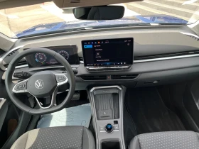 VW T-Roc - 29400 € - 58710198 9 | Car24.bg VW T-Roc - 29400 € - 58710198 9