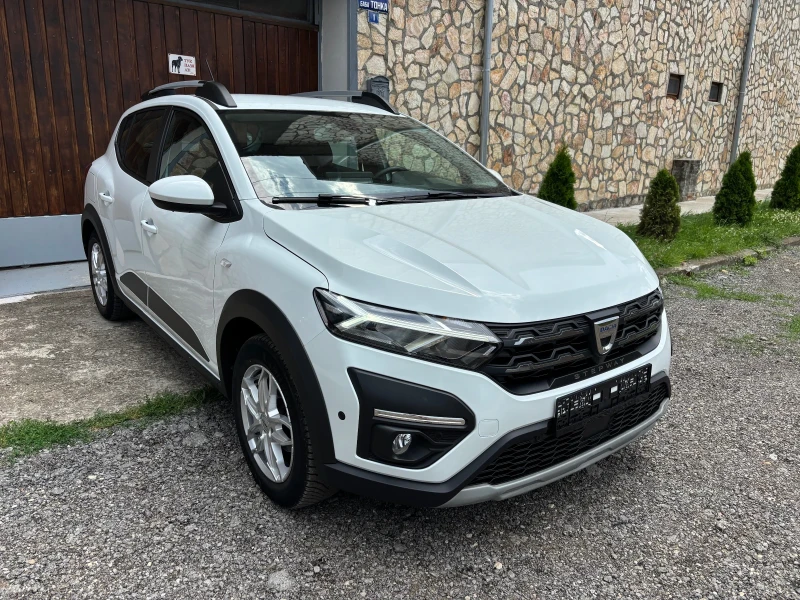 Dacia Sandero 1.0T AVTOMAT STEPWAY SWISS - 11500 € / 22492.04 лв. - 51332662 1 | Car24.bg Dacia Sandero 1.0T AVTOMAT STEPWAY SWISS - 11500 € / 22492.04 лв. - 51332662 1
