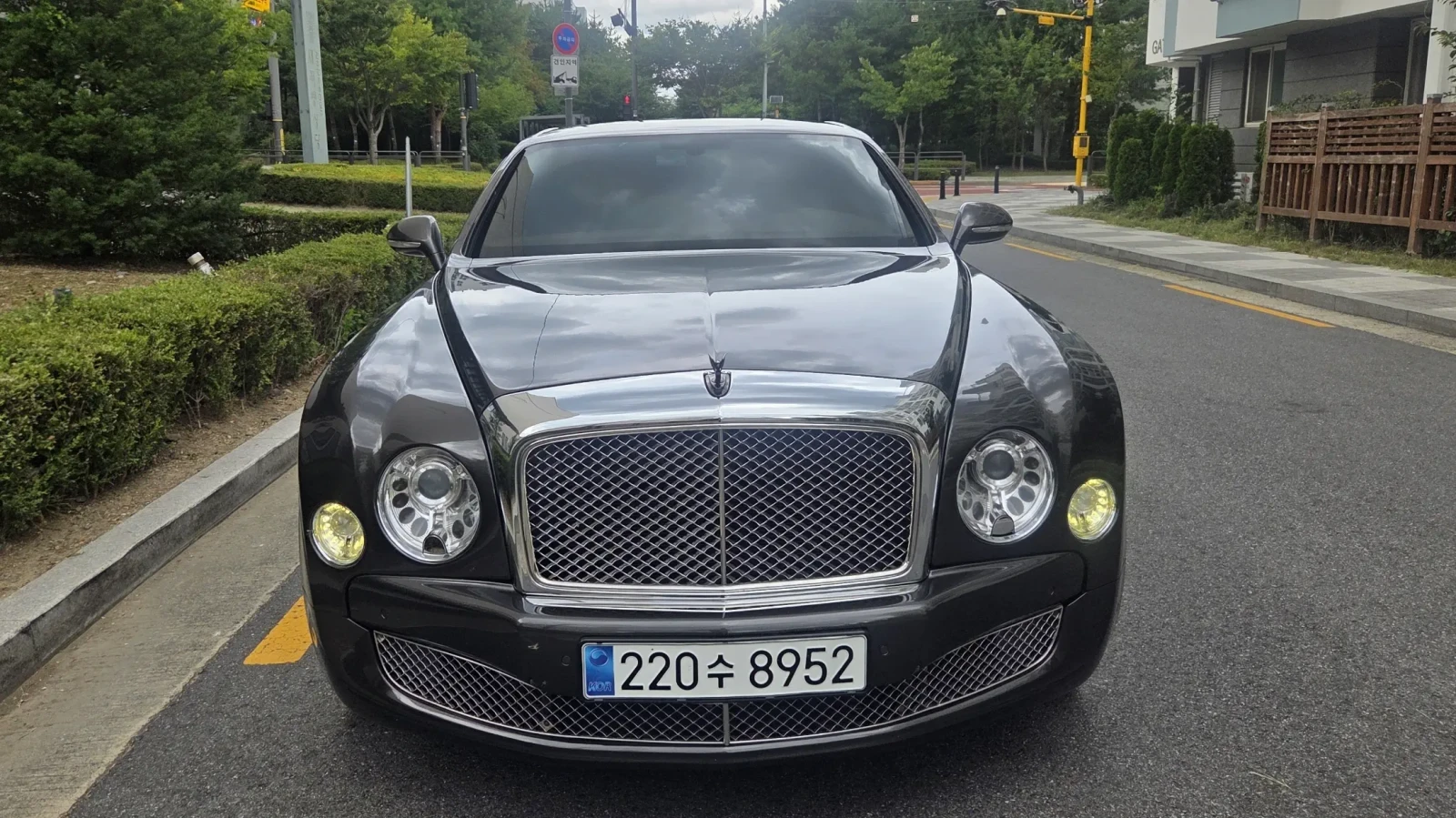 Bentley Mulsanne SOFT CLOSE | DVD | VENTILATED SEATS | Auto.bg — изображение 1 Bentley Mulsanne SOFT CLOSE | DVD | VENTILATED SEATS | Auto.bg — изображение 1