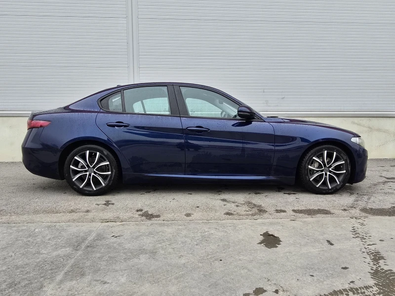 Alfa Romeo Giulia JTD 180 - 15200 € / 29728.62 лв. - 35214233 1 | Car24.bg Alfa Romeo Giulia JTD 180 - 15200 € / 29728.62 лв. - 35214233 1