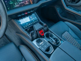 Lamborghini Urus SE PLUG-IN HYBRID AKRAPOVIC B&O KERAMIK PANORAMA | Auto.bg — изображение 11 Lamborghini Urus SE PLUG-IN HYBRID AKRAPOVIC B&O KERAMIK PANORAMA | Auto.bg — изображение 11
