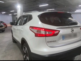 Nissan Qashqai 1.6 dci 130 к.с 360 КАМЕРИ KEYLESS ПАНОРАМА - 7900 € - 30690082 3 | Car24.bg Nissan Qashqai 1.6 dci 130 к.с 360 КАМЕРИ KEYLESS ПАНОРАМА - 7900 € - 30690082 3