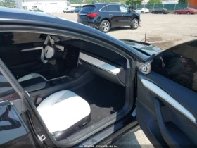 Tesla Model 3 PERFORMANCE | DUAL MOTOR | AWD | Auto.bg — изображение 5 Tesla Model 3 PERFORMANCE | DUAL MOTOR | AWD | Auto.bg — изображение 5