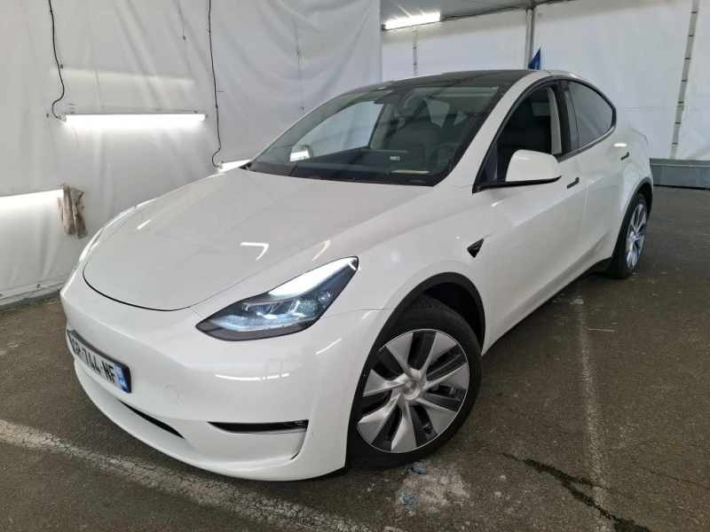 Tesla Model Y Long Range Dual Motor Leather LED Navi 89.1% SoH - 30895 € - 39325958 1 | Car24.bg Tesla Model Y Long Range Dual Motor Leather LED Navi 89.1% SoH - 30895 € - 39325958 1