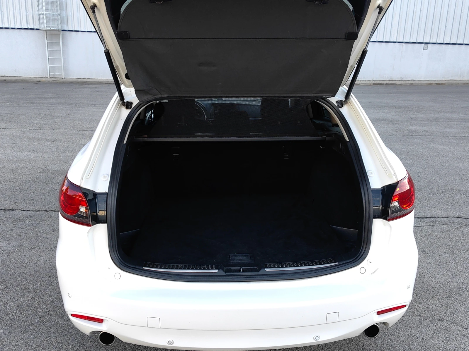 Mazda 6 2014   2.2 Skyactiv-D   Автоматик/НОВА ЦЕНА 16 900 - изображение 9 | Auto.bg Mazda 6 2014   2.2 Skyactiv-D   Автоматик/НОВА ЦЕНА 16 900 - изображение 9