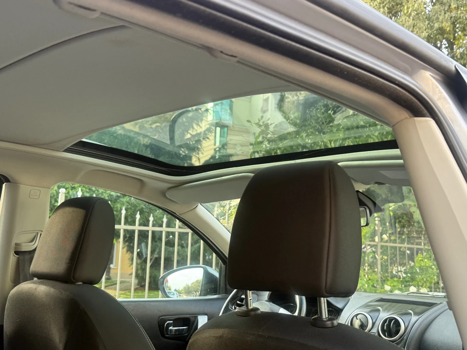 Nissan Qashqai 2.0.4x4.NAVI - изображение 10 | Auto.bg Nissan Qashqai 2.0.4x4.NAVI - изображение 10