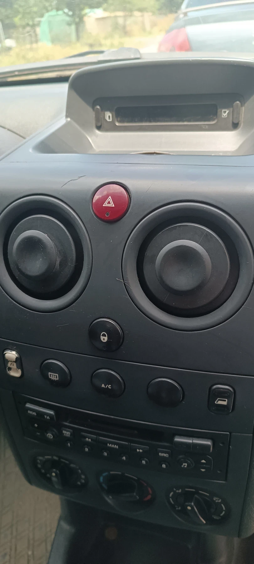 Peugeot Partner  - изображение 9 | Auto.bg Peugeot Partner  - изображение 9