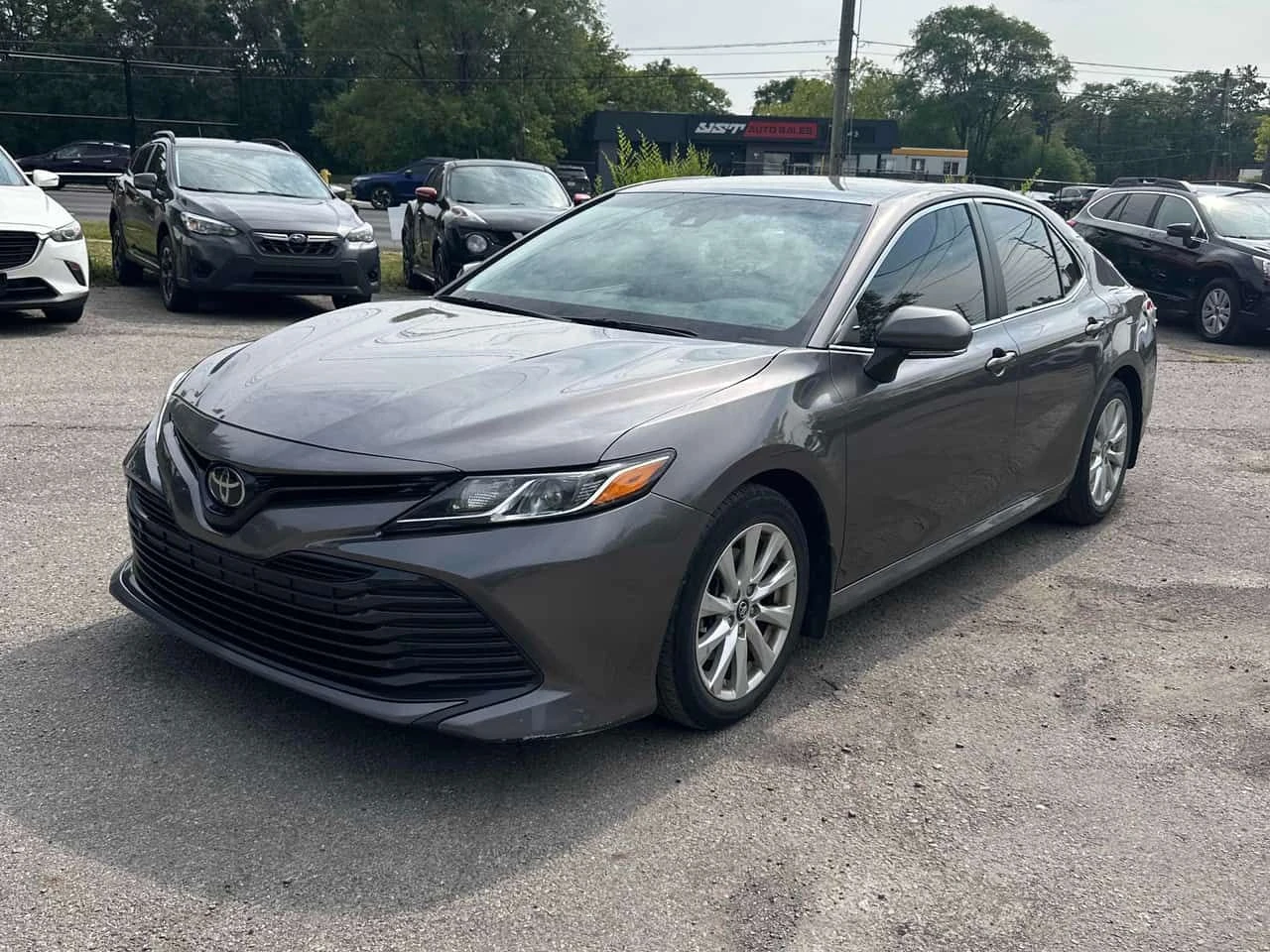 Toyota Camry * LE Auto * CARFAX * ОПЦИЯ ЗА ФИНАНСИРАНЕ | Auto.bg — изображение 1 Toyota Camry * LE Auto * CARFAX * ОПЦИЯ ЗА ФИНАНСИРАНЕ | Auto.bg — изображение 1