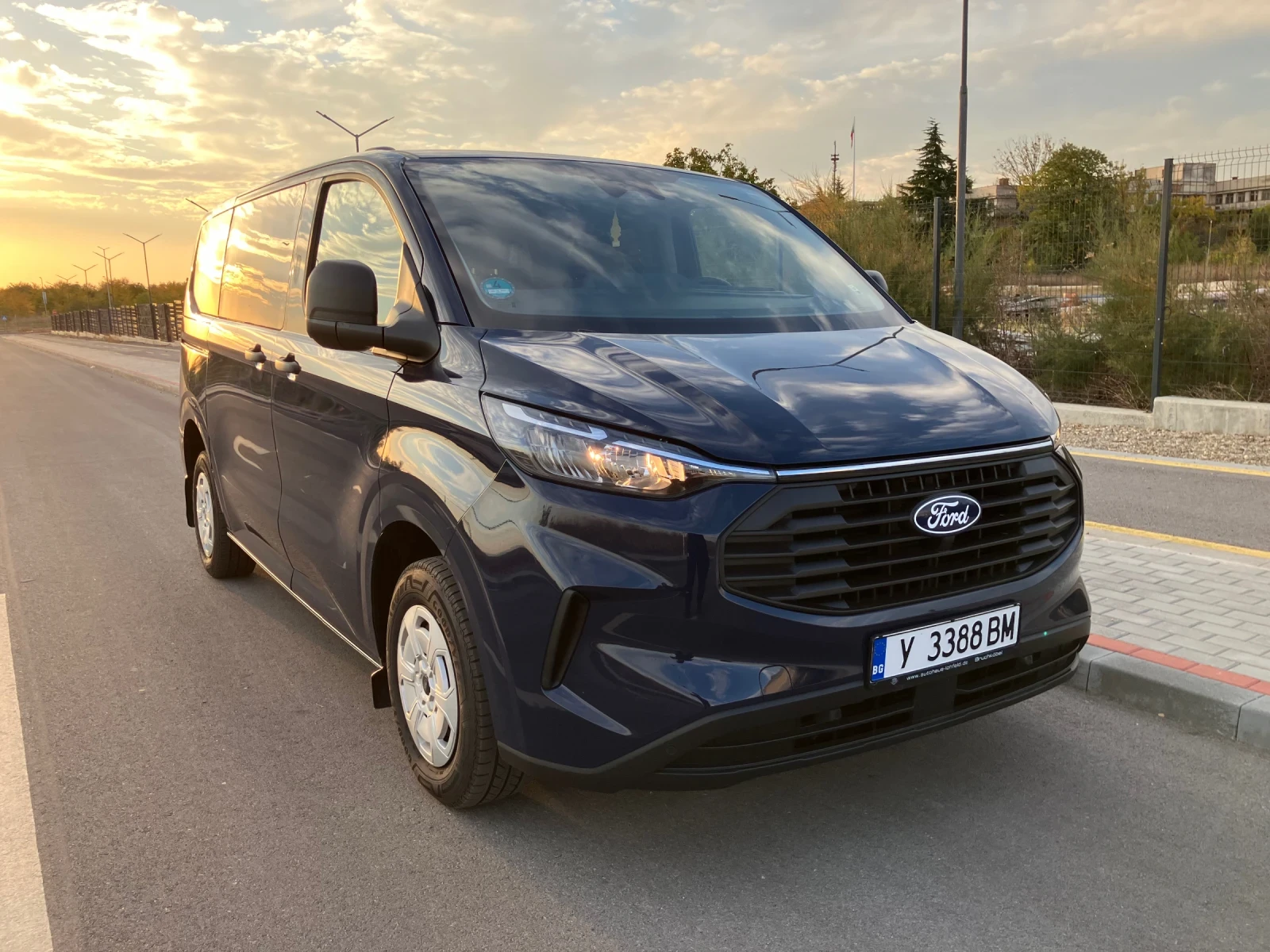 Ford Transit Custom undefined | Auto.bg — изображение 1 Ford Transit Custom undefined | Auto.bg — изображение 1
