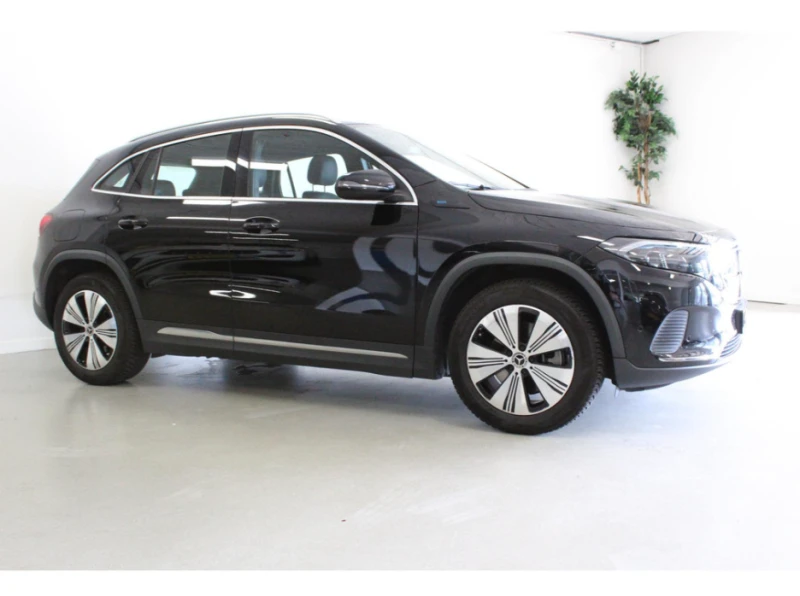 Mercedes-Benz EQA 250 Luxury - 20200 € - 53233874 1 | Car24.bg Mercedes-Benz EQA 250 Luxury - 20200 € - 53233874 1