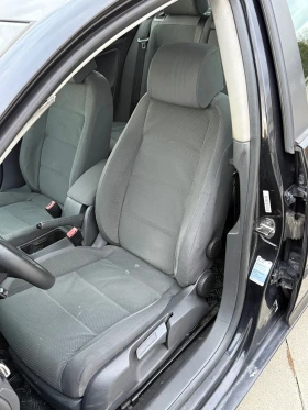 VW Golf 2.0 TDI GTI-LINE 6 SK - 4777 лв. / 2442.44 € - 33234058 12 | Car24.bg VW Golf 2.0 TDI GTI-LINE 6 SK - 4777 лв. / 2442.44 € - 33234058 12