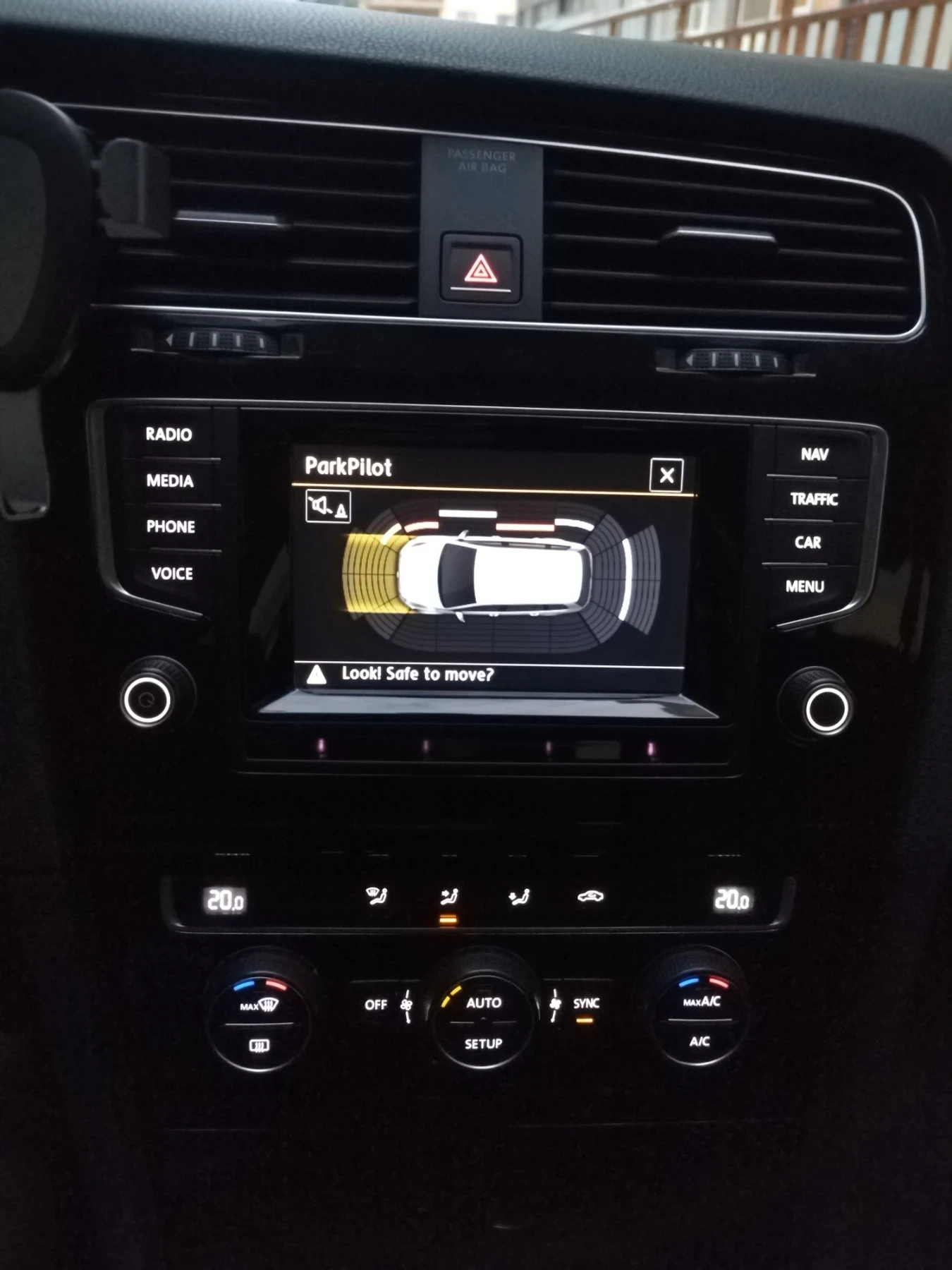 VW Golf 1.6TDI Ръчни скорости - изображение 10 | Auto.bg VW Golf 1.6TDI Ръчни скорости - изображение 10