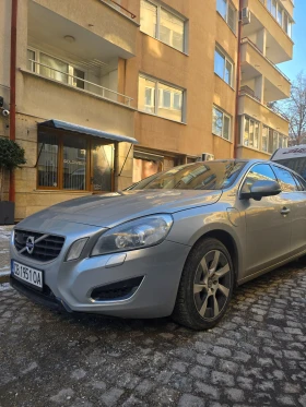 Volvo V60 Plug-in - 11500 € / 22492.04 лв. - 66686877 8 | Car24.bg Volvo V60 Plug-in - 11500 € / 22492.04 лв. - 66686877 8