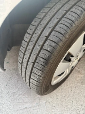 Toyota Yaris 1.4 - 4000 € - 43160167 9 | Car24.bg Toyota Yaris 1.4 - 4000 € - 43160167 9