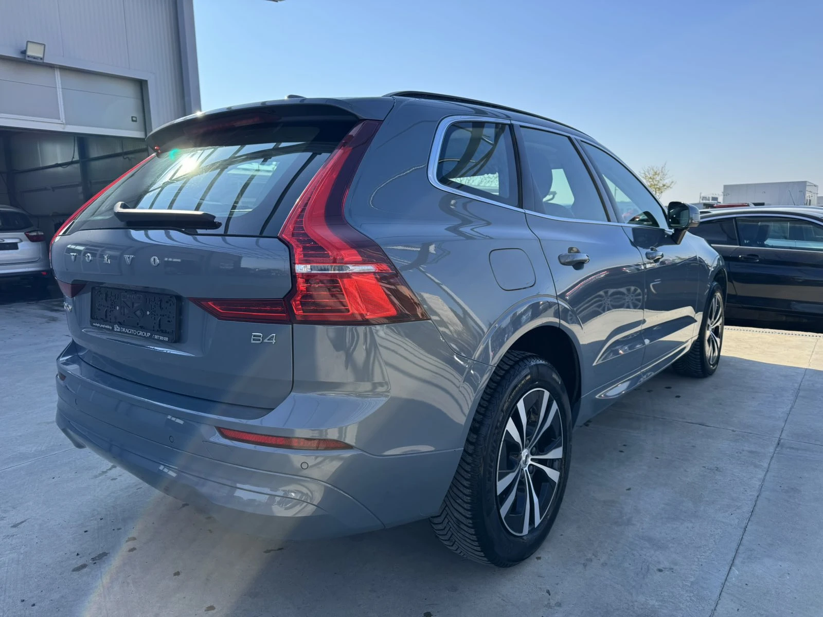 Volvo XC60 197ps* Hybrid* Nardo* LED* НАВИ* КАМЕРА*  - изображение 5 | Auto.bg Volvo XC60 197ps* Hybrid* Nardo* LED* НАВИ* КАМЕРА*  - изображение 5
