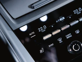 Porsche Macan 4* DISTR* AIR* HUD* PANO* BOSE* CAMERA* CARPLAY* | Auto.bg — изображение 11 Porsche Macan 4* DISTR* AIR* HUD* PANO* BOSE* CAMERA* CARPLAY* | Auto.bg — изображение 11