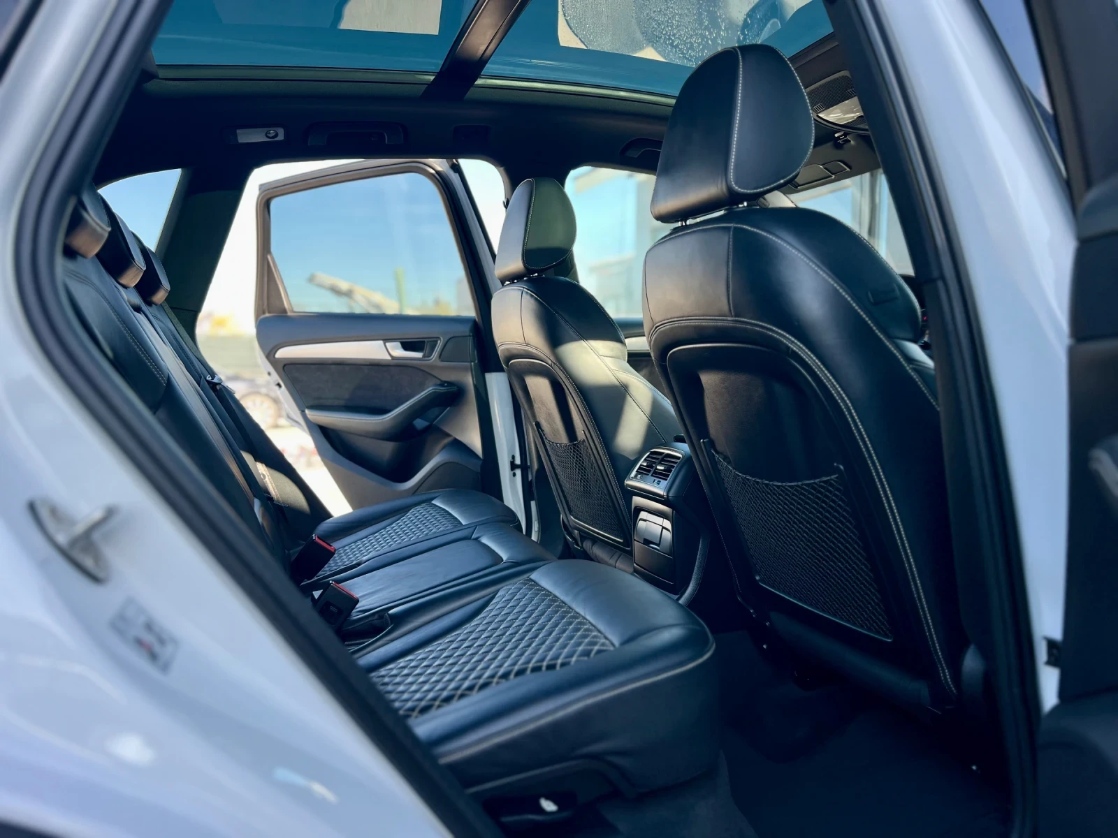 Audi SQ5 COMPETITION PLUS - 340HP / СЕРВИЗНА ИСТОРИЯ / ТОП! - изображение 10 | Auto.bg Audi SQ5 COMPETITION PLUS - 340HP / СЕРВИЗНА ИСТОРИЯ / ТОП! - изображение 10