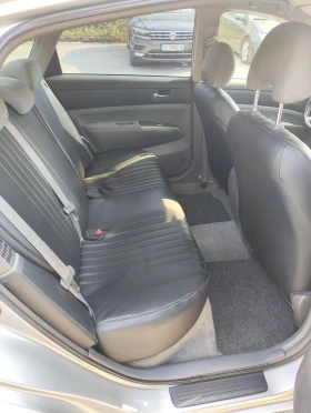 Toyota Prius undefined | Auto.bg — изображение 17 Toyota Prius undefined | Auto.bg — изображение 17
