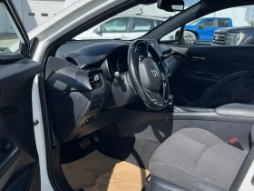 Toyota C-HR XLE * Подгрев* Камера* Адаптивен Круиз | Auto.bg — изображение 7 Toyota C-HR XLE * Подгрев* Камера* Адаптивен Круиз | Auto.bg — изображение 7