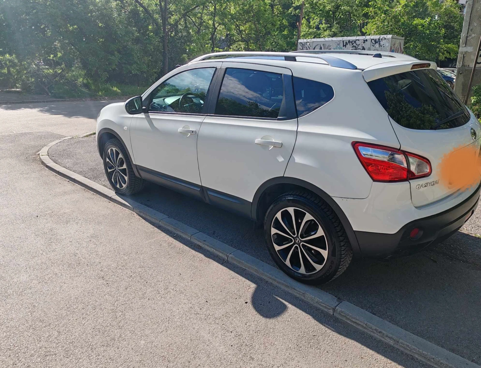 Nissan Qashqai 2.0 // Панорама - изображение 9 | Auto.bg Nissan Qashqai 2.0 // Панорама - изображение 9