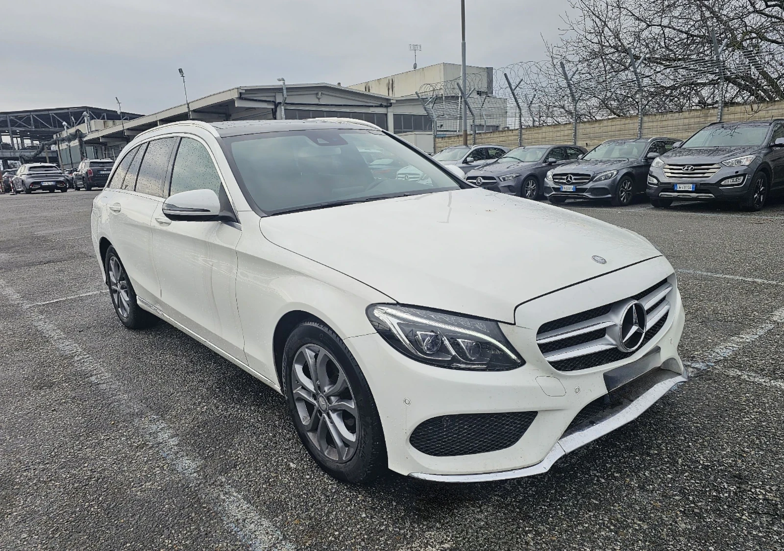 Mercedes-Benz C 200 undefined | Auto.bg — изображение 1 Mercedes-Benz C 200 undefined | Auto.bg — изображение 1