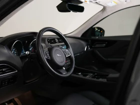 Jaguar F-PACE * PREMIUM | 25T | PANO | MERIDIAN * CARFAX * | Auto.bg — изображение 9 Jaguar F-PACE * PREMIUM | 25T | PANO | MERIDIAN * CARFAX * | Auto.bg — изображение 9