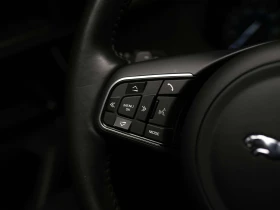 Jaguar F-PACE * PREMIUM | 25T | PANO | MERIDIAN * CARFAX * | Auto.bg — изображение 11 Jaguar F-PACE * PREMIUM | 25T | PANO | MERIDIAN * CARFAX * | Auto.bg — изображение 11
